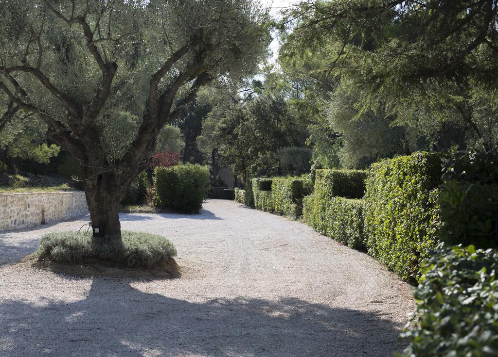 Mas Des Avelines Villa Le Brulat Exterior photo